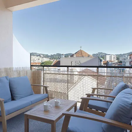 Apartment Guestready - Sophisticated Comfort With A Balcony *